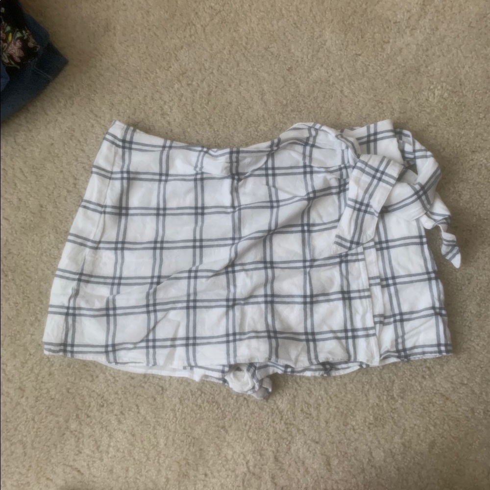 A&F plaid skort